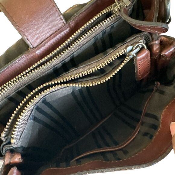 FRYE Layla Flap Saddle Black and Brown Leather Crossbody Bag - Picture 10 of 11